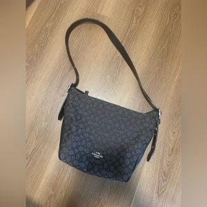 Coach Small Dufflette in Signature Jacquard